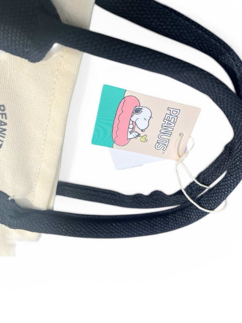 Peanuts x Miniso Snoopy Canvas Tote - LAST ONE - Picture 3 of 7